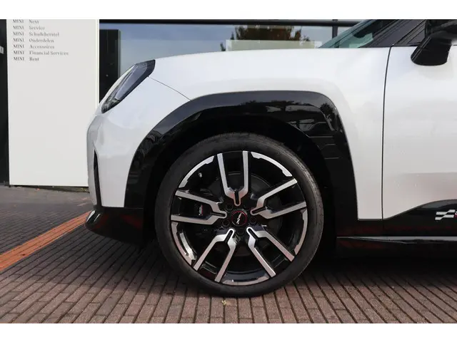 MINI Aceman E 2025 Elektrisch 4