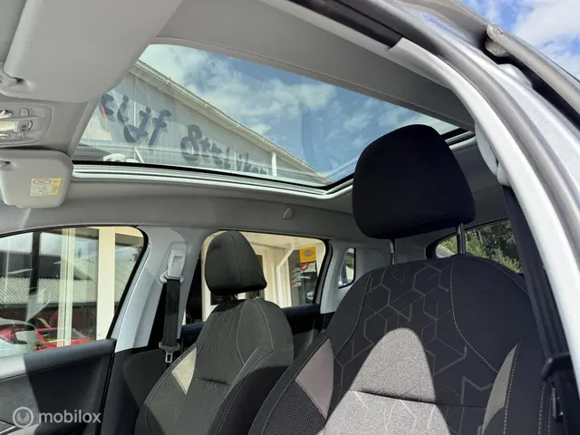 Peugeot 2008 1.2 PureTech Style 2015 Benzine 11