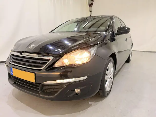 Peugeot 308 HB 1.2 Blue Lease Exe. Pano 2016 Benzine 3