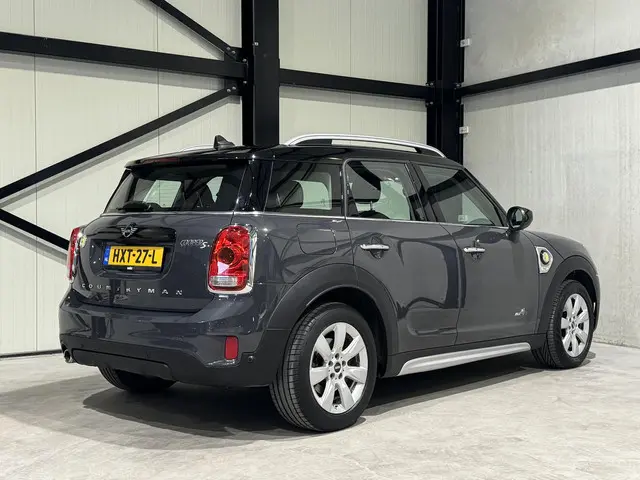 MINI Countryman 1.5 Cooper S ALL4 2019 Hybride Benzine 2