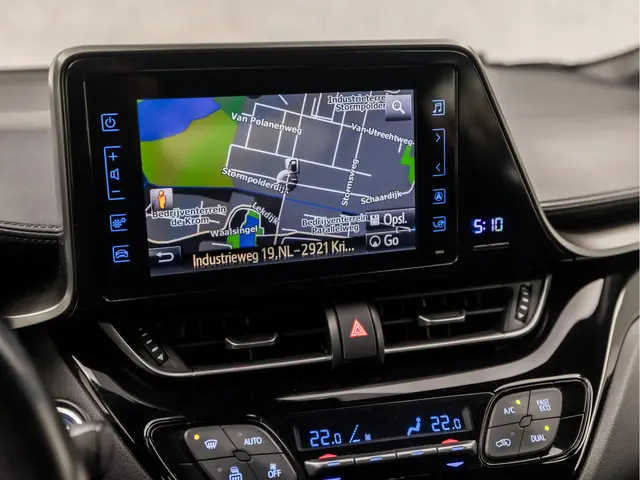 Toyota C-HR 1.8 Hybrid Sport 2018 Hybride Benzine 8