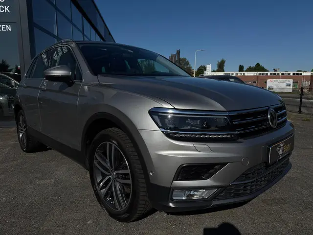 Volkswagen Tiguan 2.0 TSI 4Motion Highline 2016 Benzine 8