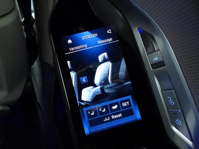 BMW 7 Serie 750e xDrive 2025 Hybride Benzine 42