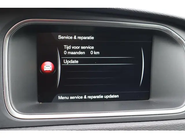 Volvo V40 1.6 T2 Kinetic 2015 Benzine 25