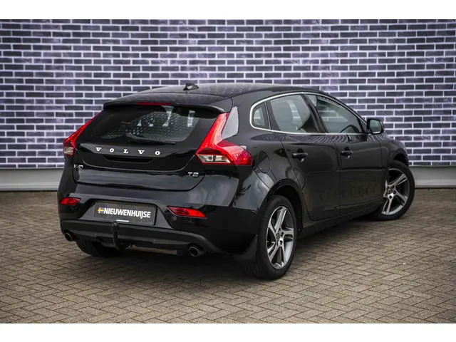 Volvo V40 1.6 T2 Momentum 2014 Benzine 16