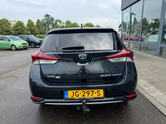 Toyota Auris 1.8 Hybrid Lease Pro 2016 Hybride Benzine 7