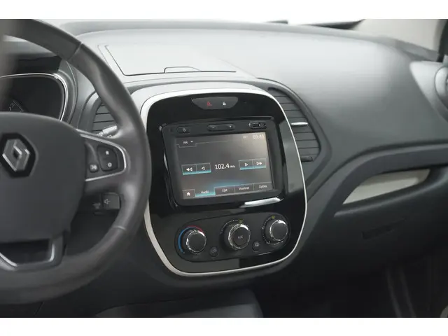 Renault Captur TCe 90 Limited 2017 Benzine 45