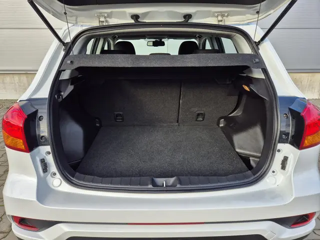 Mitsubishi ASX 1.6 Cleartec Connect 2018 Benzine 22