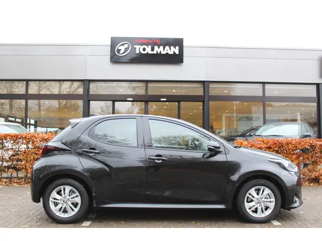 Toyota Yaris 1.5 Hybrid 115 Active 2024 Hybride Benzine 7