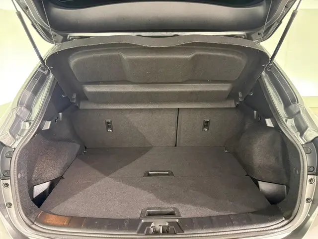 Nissan QASHQAI 1.2 Business Edition 2017 Benzine 32