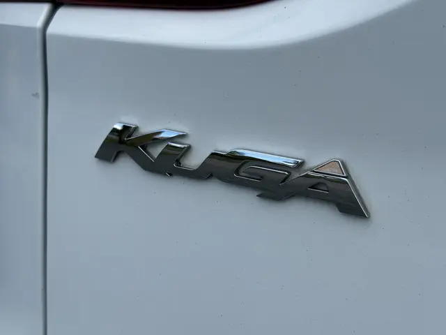 Ford Kuga 1.6 Titanium 2013 Benzine 34