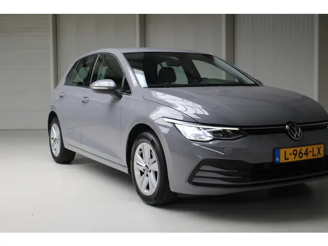 Volkswagen Golf 1.0 TSI Golf 2021 Benzine 16