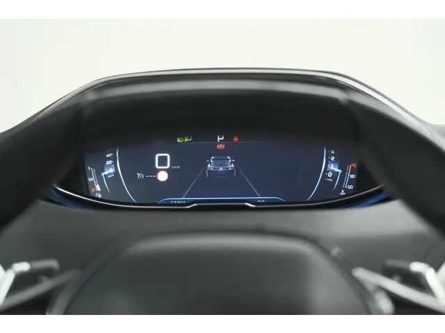 Peugeot 3008 PureTech 130 EAT8 Crossway 2020 Benzine 39