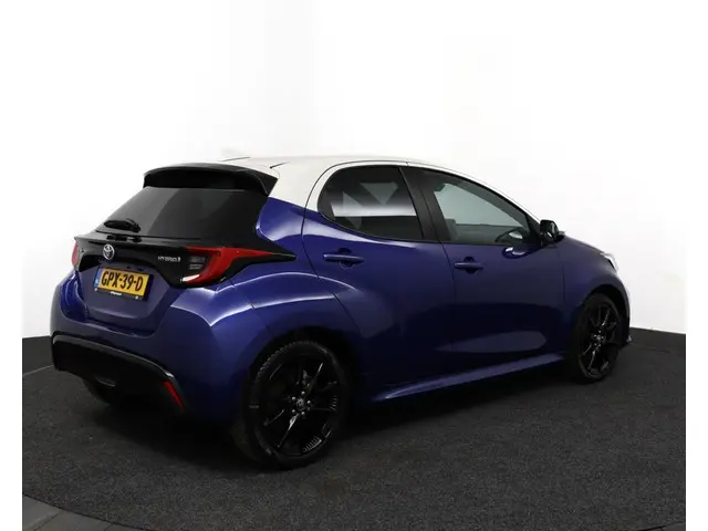 Toyota Yaris 1.5 Hybrid Executive 2022 Hybride Benzine 2