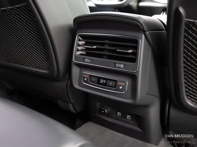 Audi Q7 60 TFSI e quattro S-Line 2020 Hybride Benzine 21