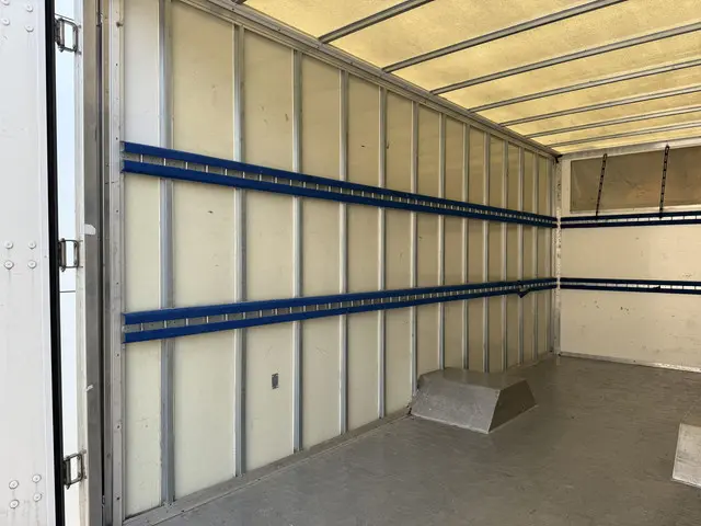 Iveco Daily 35C14 2.3 2021 Diesel 12