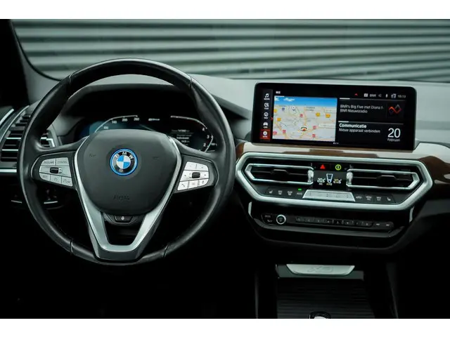 BMW X3 xDrive30e 2022 Hybride Benzine 51