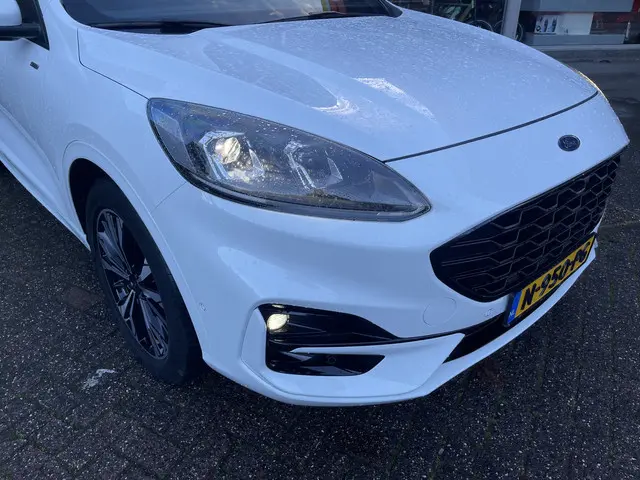 Ford Kuga 2.5 PHEV ST-Line X 2020 Hybride Benzine 55