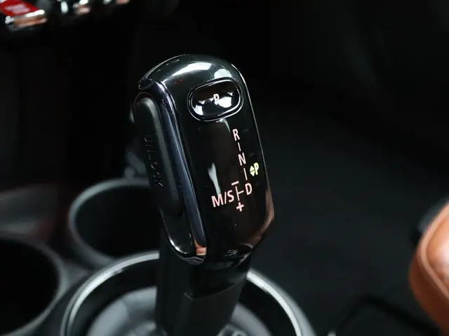 MINI 5-Deurs Cooper 2019 Benzine 16