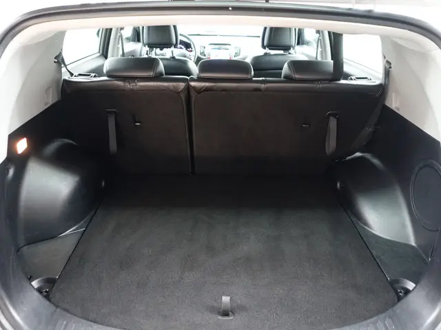 Kia Sportage 1.6 GDI X-ecutive Plus Pack- 2012 Benzine 29