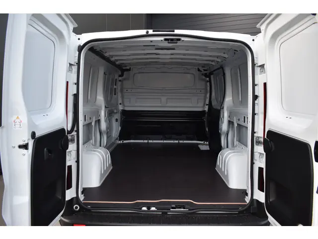 Renault Trafic Advance 2024 Diesel 8