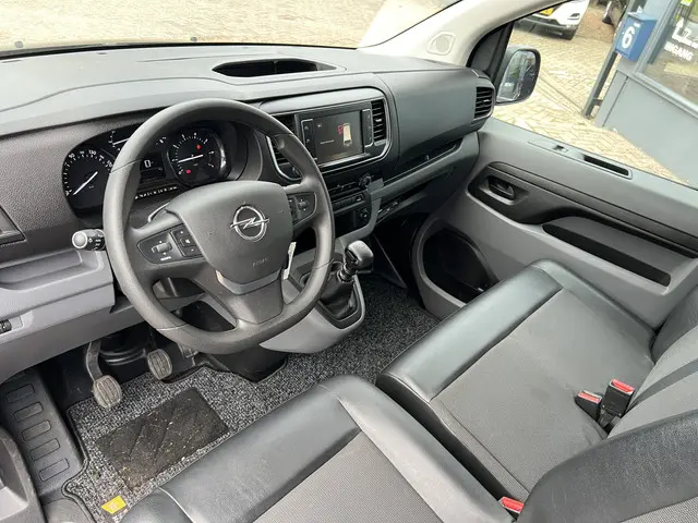 Opel Vivaro 1.5 CDTI L2H1 Edition 2021 Diesel 4