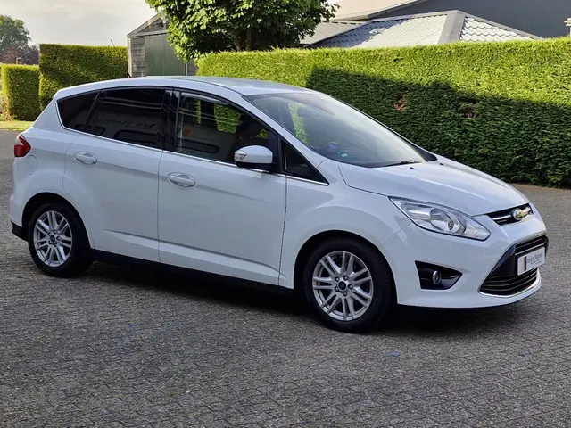 Ford C-MAX 1.0 Titanium 2013 Benzine 4