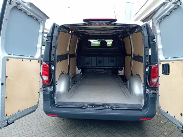 Mercedes-Benz Vito 116 CDI Extra Lang 2022 Diesel 7