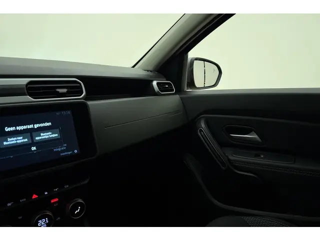 Dacia Duster 1.3 TCe 150 Journey 2023 Benzine 26