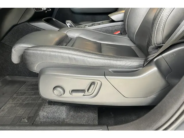 Volvo XC40 T5 AWD Intro Edition 2018 Benzine 28