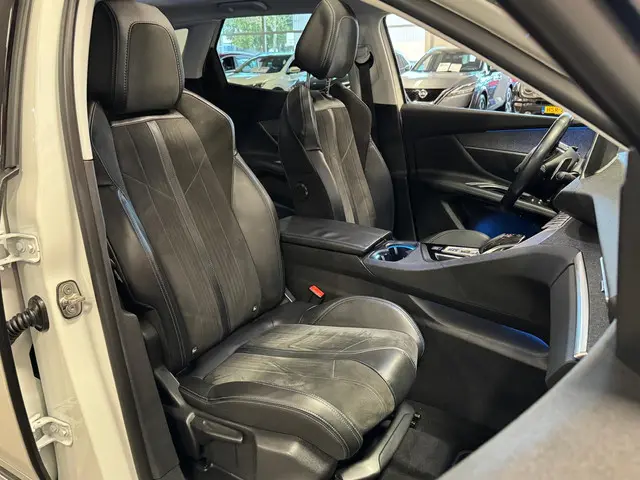 Peugeot 3008 1.2 PureTech Crossway 2018 Benzine 19