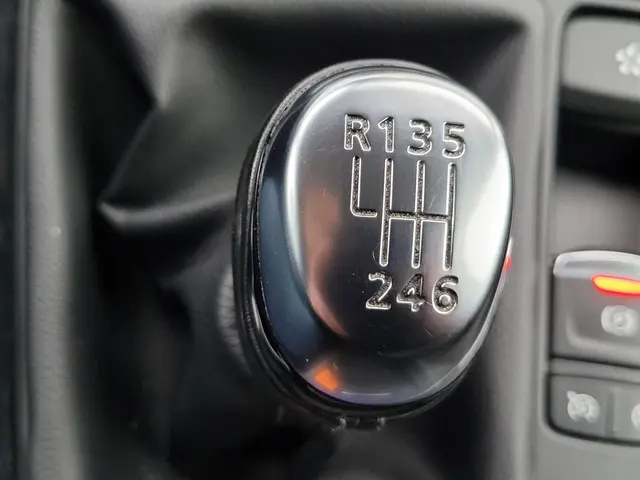 Renault Scénic 1.2 TCe Bose 2016 Benzine 25