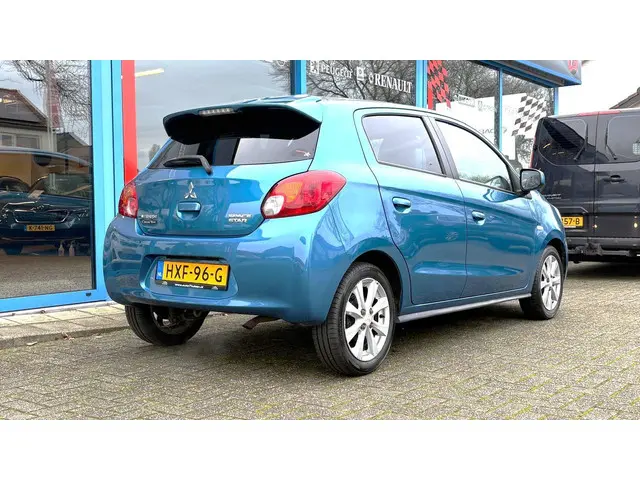 Mitsubishi Space Star 1.2 Intense+ 2013 Benzine 6