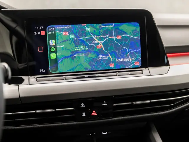 Volkswagen Golf 1.0 eTSI Sport 2020 Benzine 30