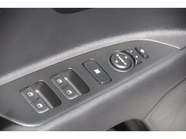 Kia Stonic 1.0 T-GDi DynamicPlusline 2023 Benzine 7