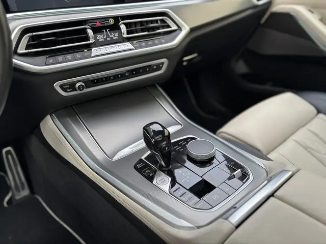 BMW X5 xDrive45e High Executive 2021 Hybride Benzine 16