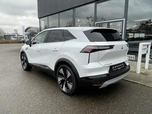 Mitsubishi Grandis 1.8 HEV Instyle 2025 Hybride Benzine 8