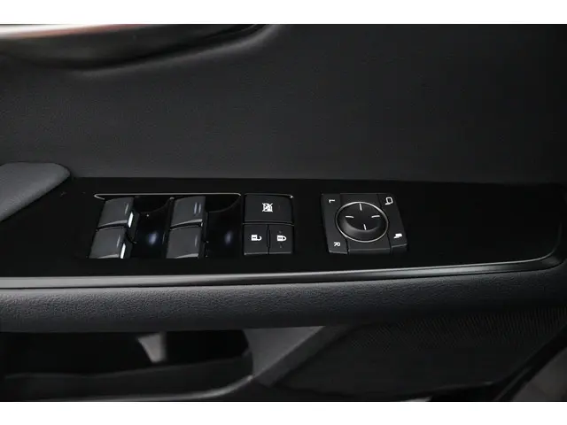 Lexus UX 250h Preference Line 2022 Hybride Benzine 27