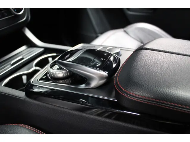 Mercedes-Benz GLE Coupé 450 AMG 4MATIC 2016 Benzine 39