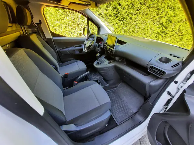 Opel Combo 1.6D L1H1 Edition 2019 Diesel 9