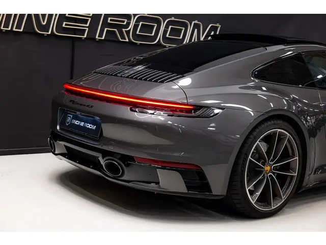 Porsche 911 992 3.0 Carrera 4S 2021 Benzine 17