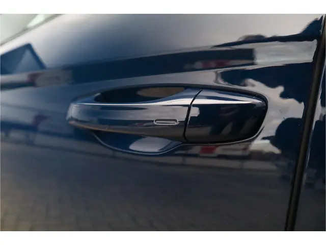 SEAT Leon 1.5 TSI FR Business Intense 2019 Benzine 23