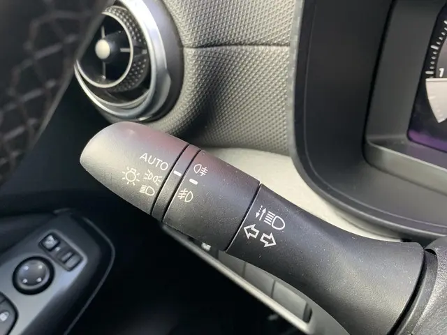 Nissan Juke 1.0 DIG-T N-Connecta 2025 Benzine 28