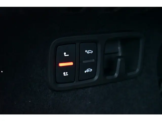 Audi RSQ8 4.0 TFSI 810pk quattro 2022 Benzine 38