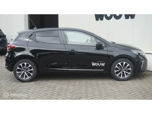 Mitsubishi Colt 1.0T MT Intense 2024 Benzine 4