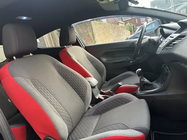 Ford Fiesta 1.0 EcoBoost Black Edition 2017 Benzine 13