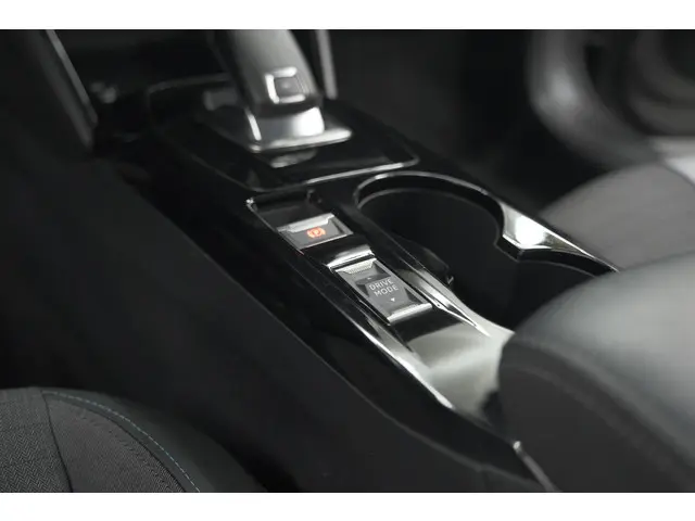 Peugeot 208 PureTech 100 EAT8 Allure 2020 Benzine 44
