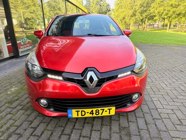 Renault Clio 1.2 16V 2013 Benzine 15