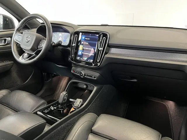 Volvo XC40 1.5 T5 Recharge R-Design 2020 Hybride Benzine 11