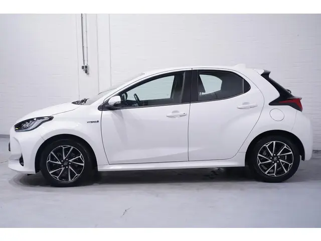 Toyota Yaris 1.5 Hybrid Dynamic 2021 Hybride Benzine 4